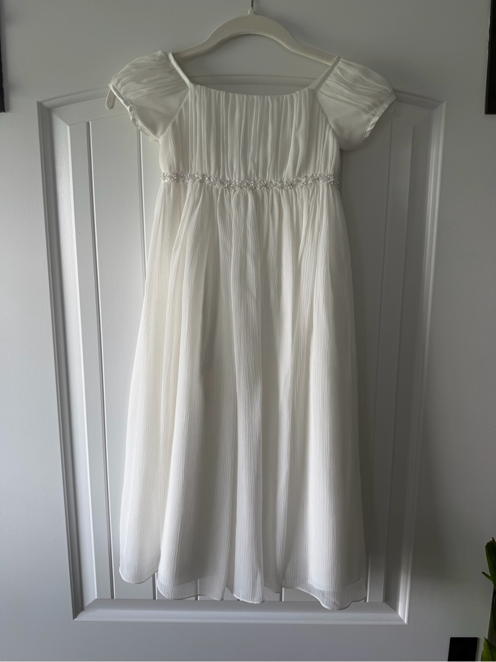 David’s Bridal Flower Girl Dress Ivory Beaded Chiffon Size 5
